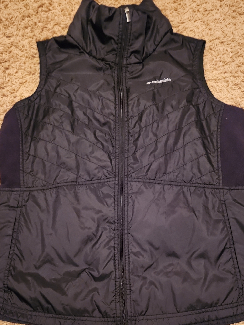 Columbia Black Quilted Full Zipper Vest Size XL